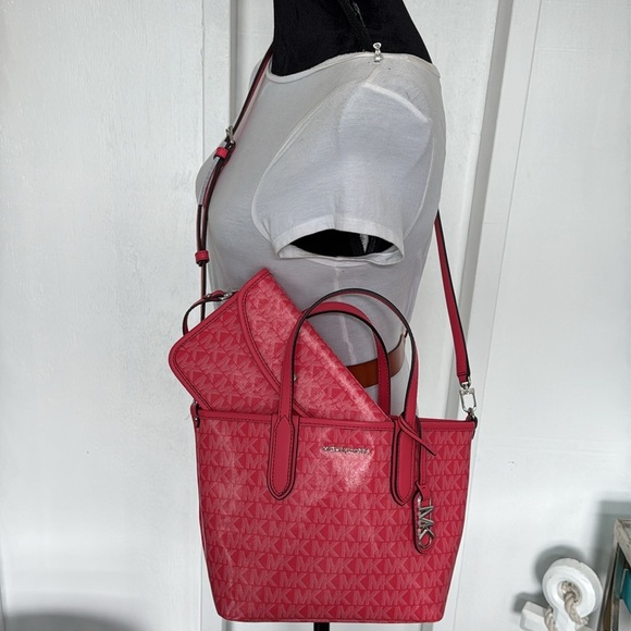 Michael Kors Bag Eliza XS East-West Tote & Wallet Set - Picture 10 of 17